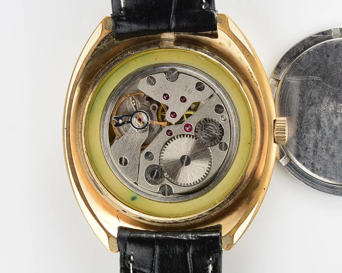 Soviet gold-plated Vostok Komandirskie mechanical watch - Zakaz MO CCCP!