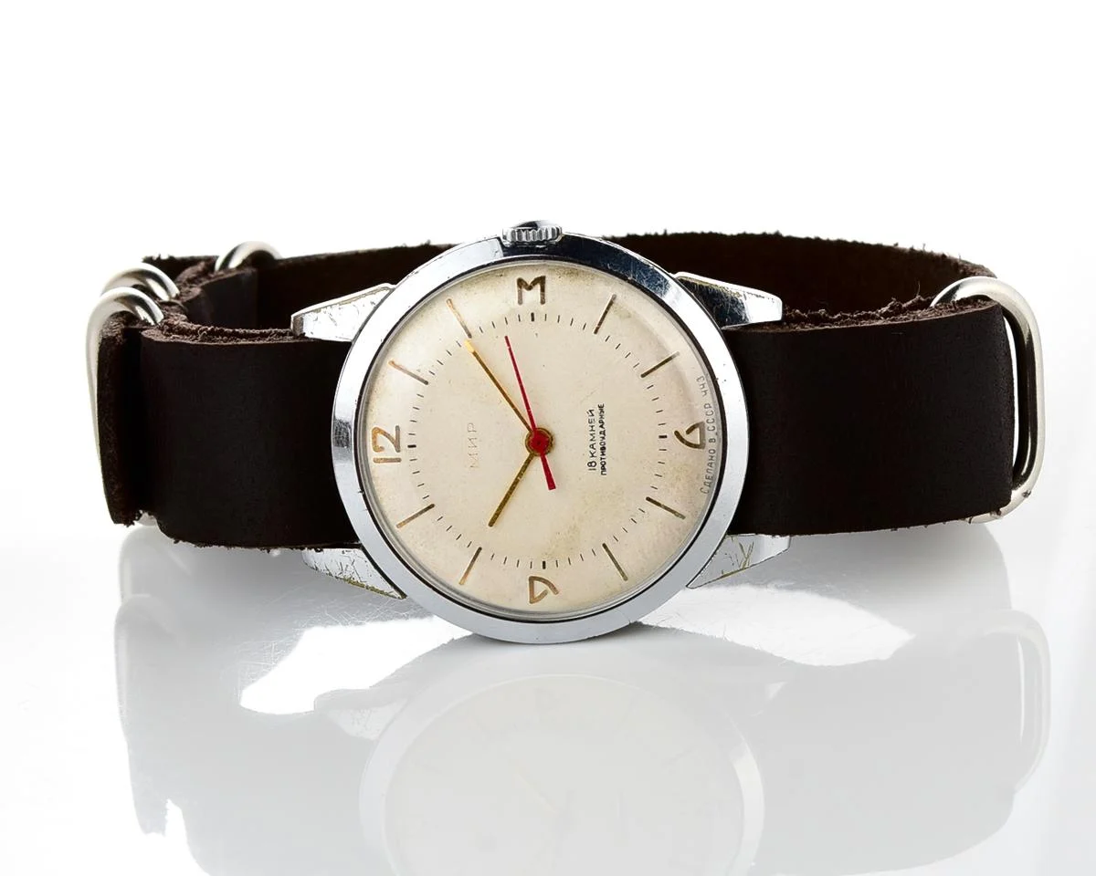 Vintage Soviet Mir mechanical watch