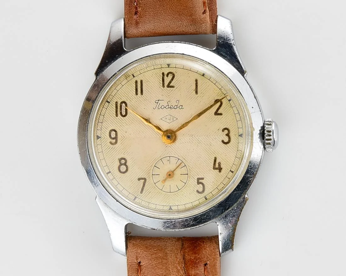 Vintage Soviet mechanical Pobeda wrist watch