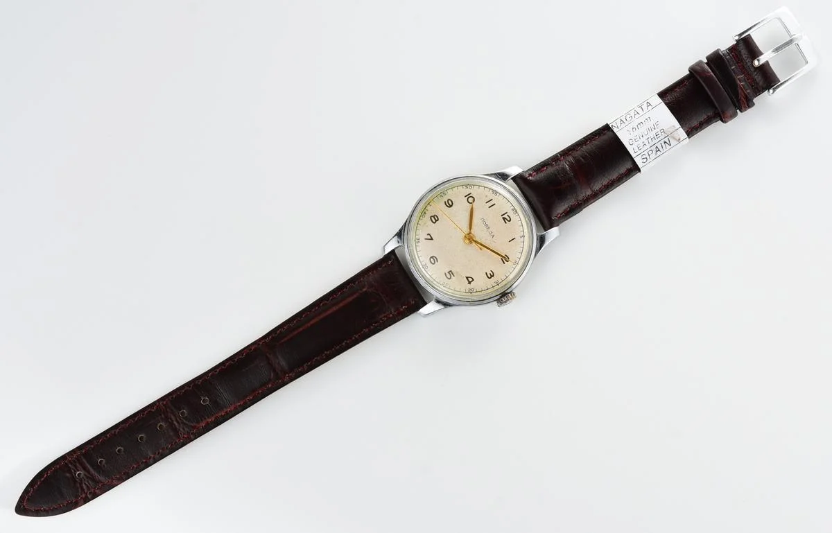Vintage Pobeda watch with central seconds hand, from 1950s