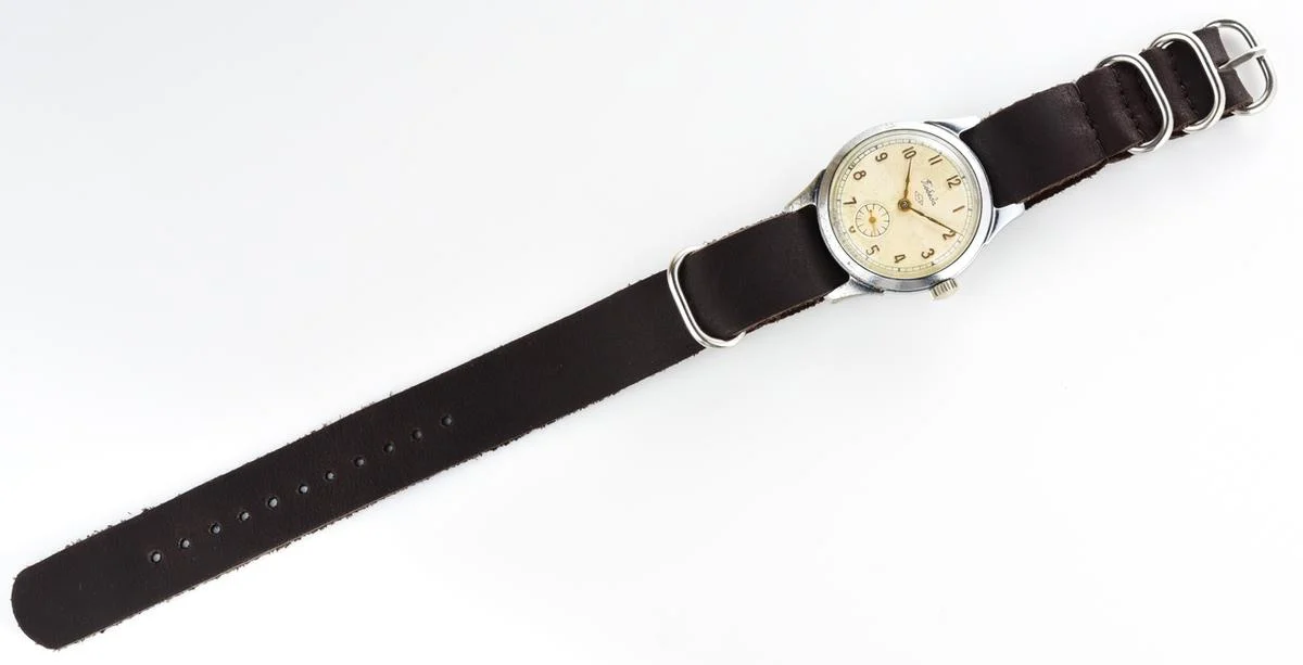 Vintage Soviet Pobeda mechanical watch