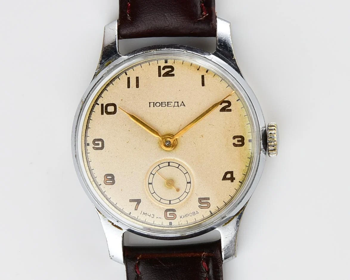 Vintage Soviet mechanical Pobeda wrist watch, 4th quarter of 1955