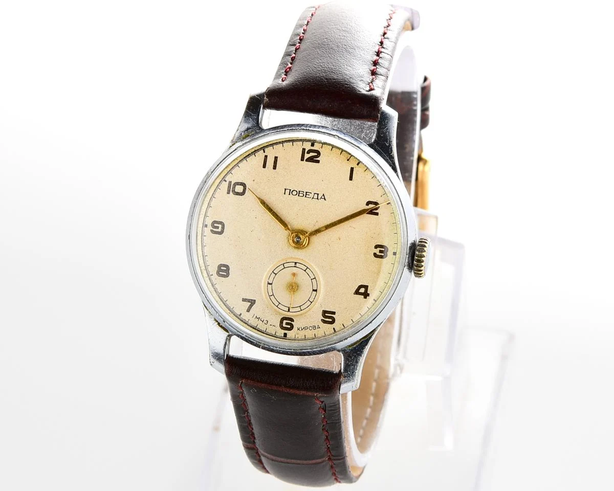 Vintage Soviet mechanical Pobeda wrist watch, 4th quarter of 1955