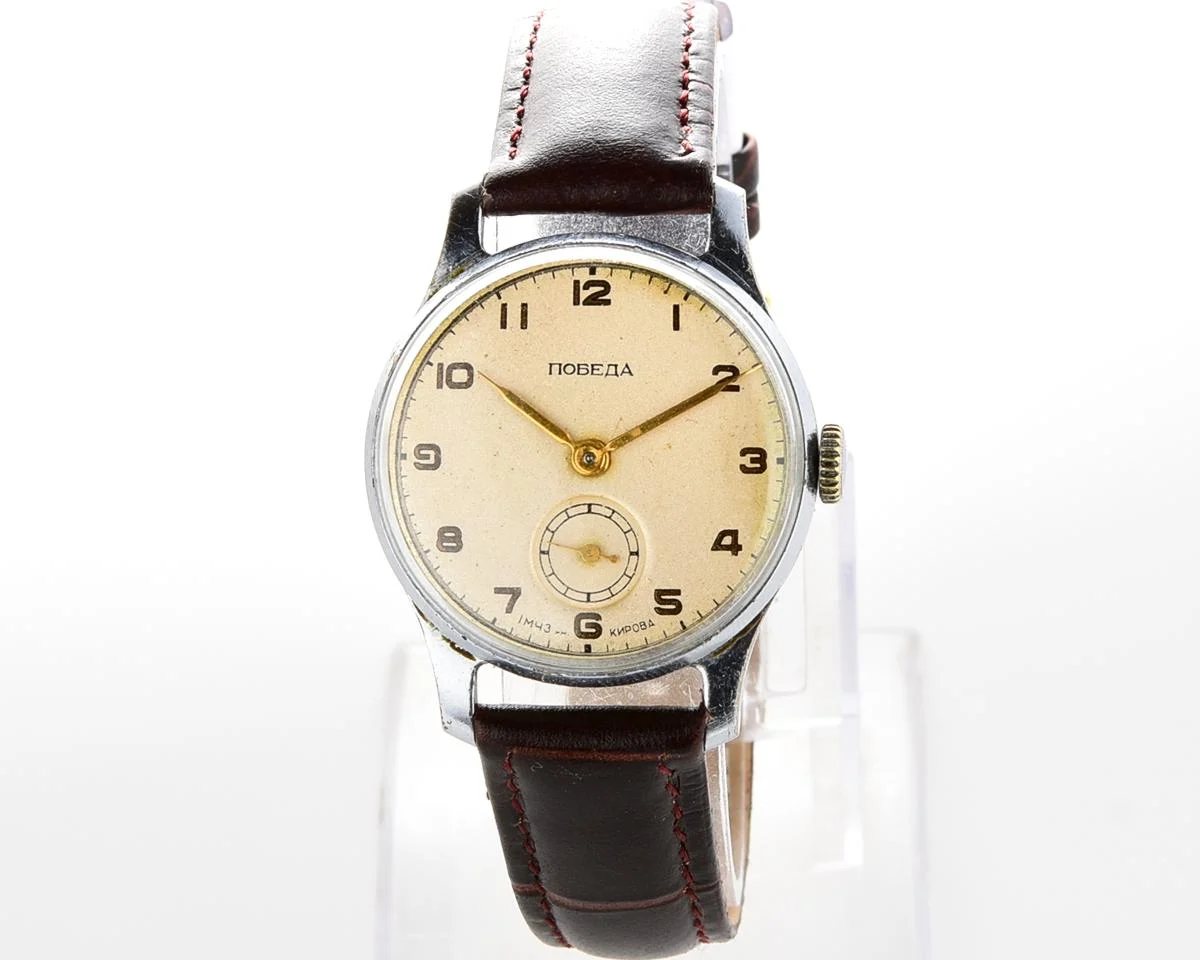 Vintage Soviet mechanical Pobeda wrist watch, 4th quarter of 1955