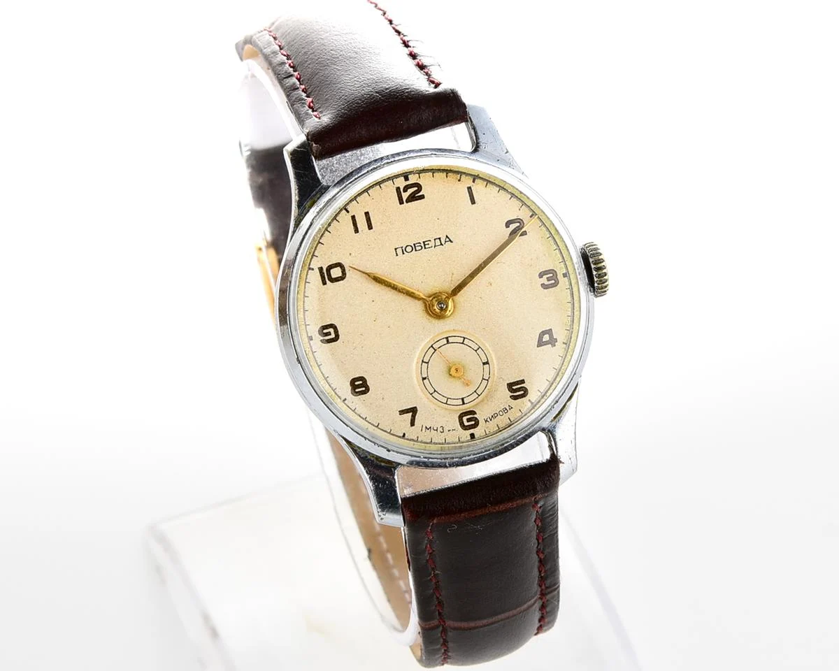 Vintage Soviet mechanical Pobeda wrist watch, 4th quarter of 1955