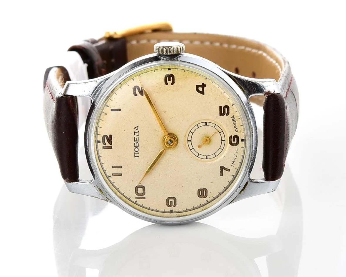 Vintage Soviet mechanical Pobeda wrist watch, 4th quarter of 1955