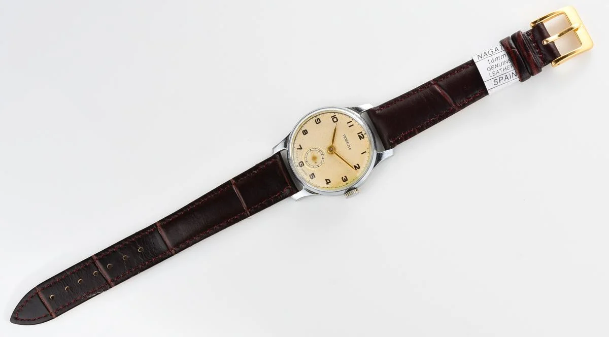 Vintage Soviet mechanical Pobeda wrist watch, 4th quarter of 1955