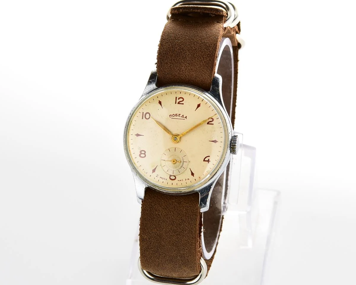Vintage Soviet mechanical Pobeda wrist watch, 3rd quarter 1956
