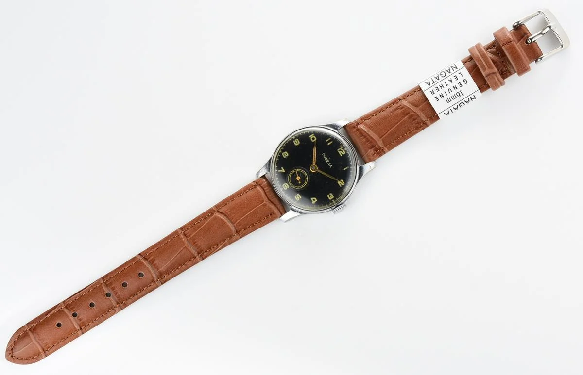 Vintage Soviet mechanical Pobeda wrist watch,