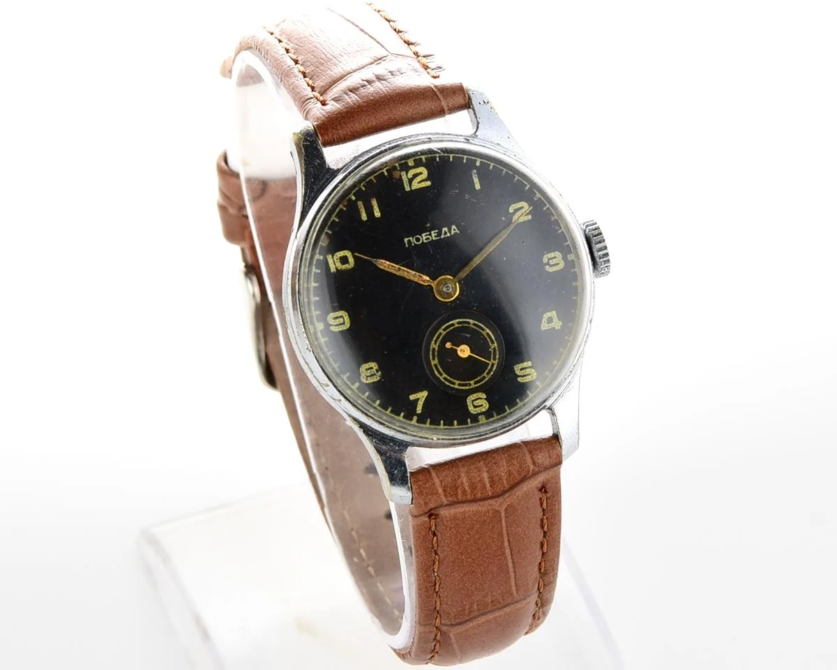 Vintage Soviet mechanical Pobeda wrist watch,