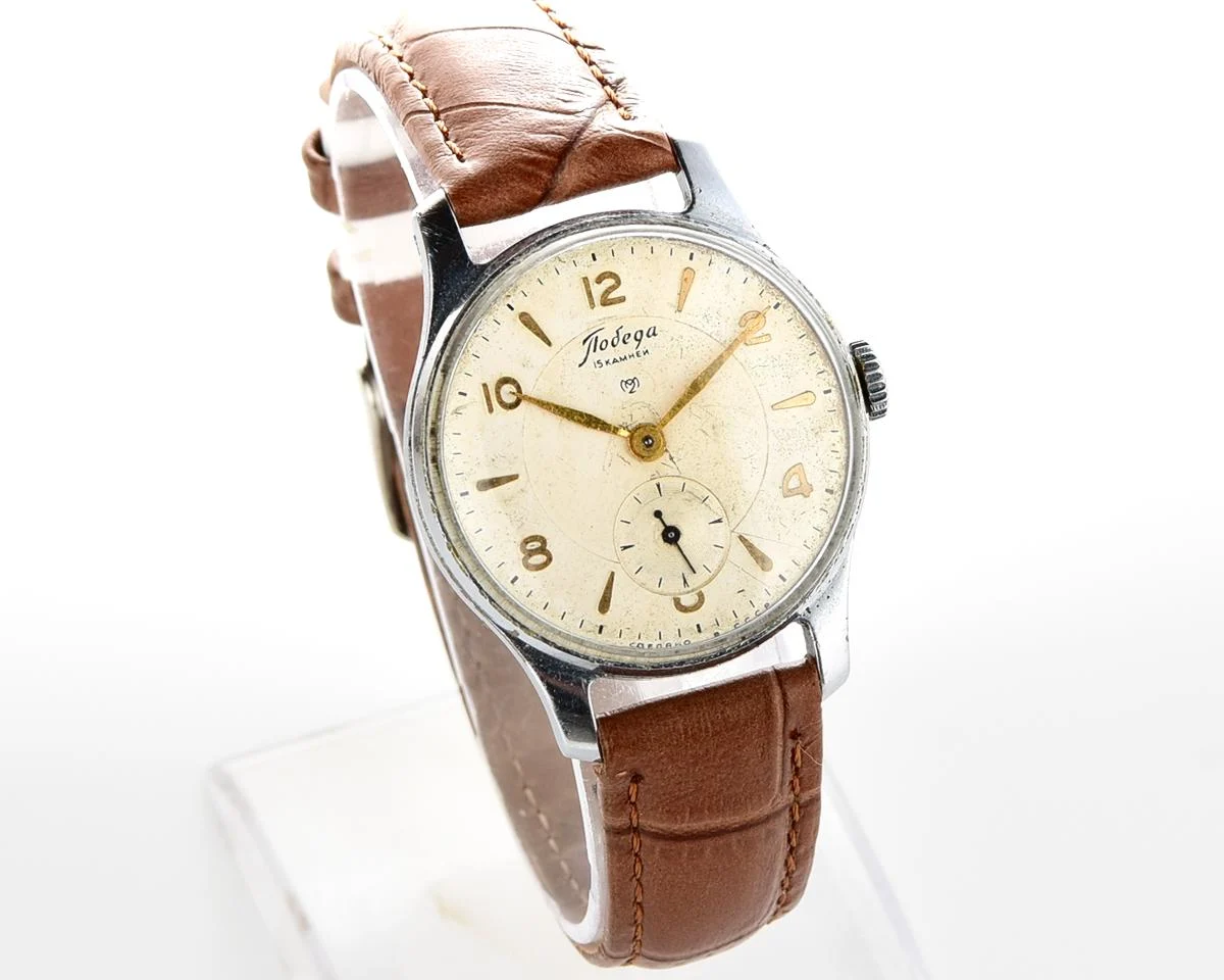 Vintage Soviet mechanical Pobeda wrist watch, 4th quarter 1958