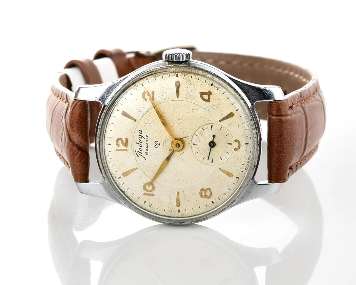 Vintage Soviet mechanical Pobeda wrist watch, 4th quarter 1958