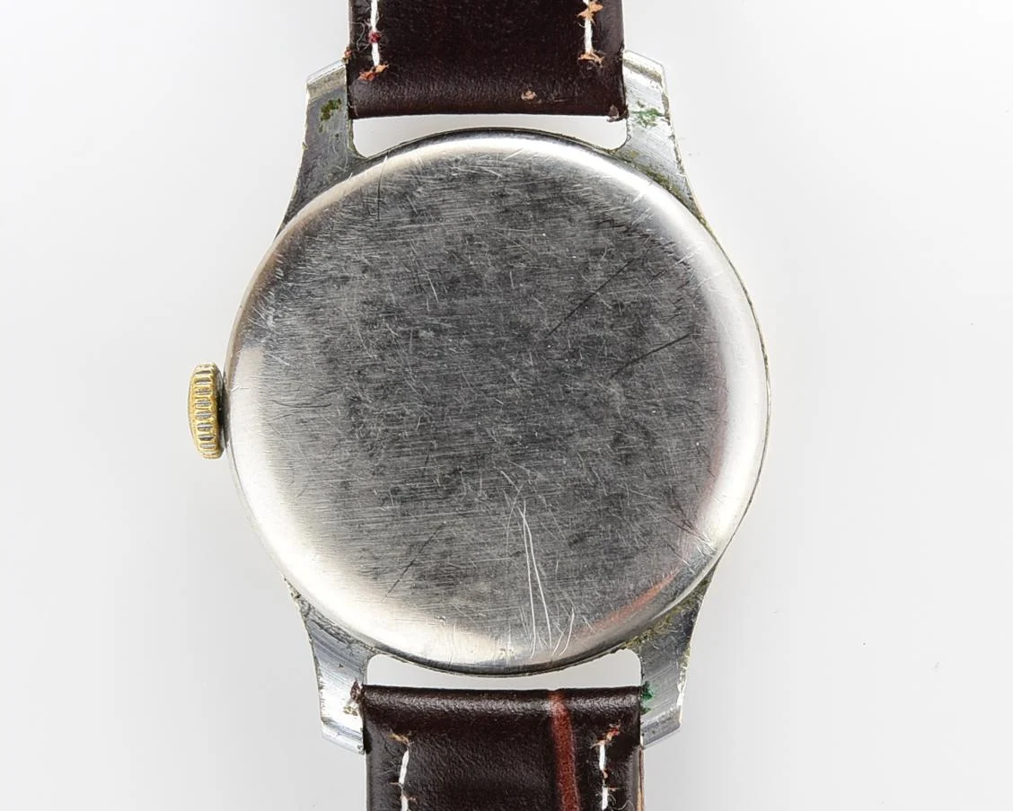 Vintage Soviet mechanical Pobeda wrist watch, 2MChZ from 4th quarter of 1956