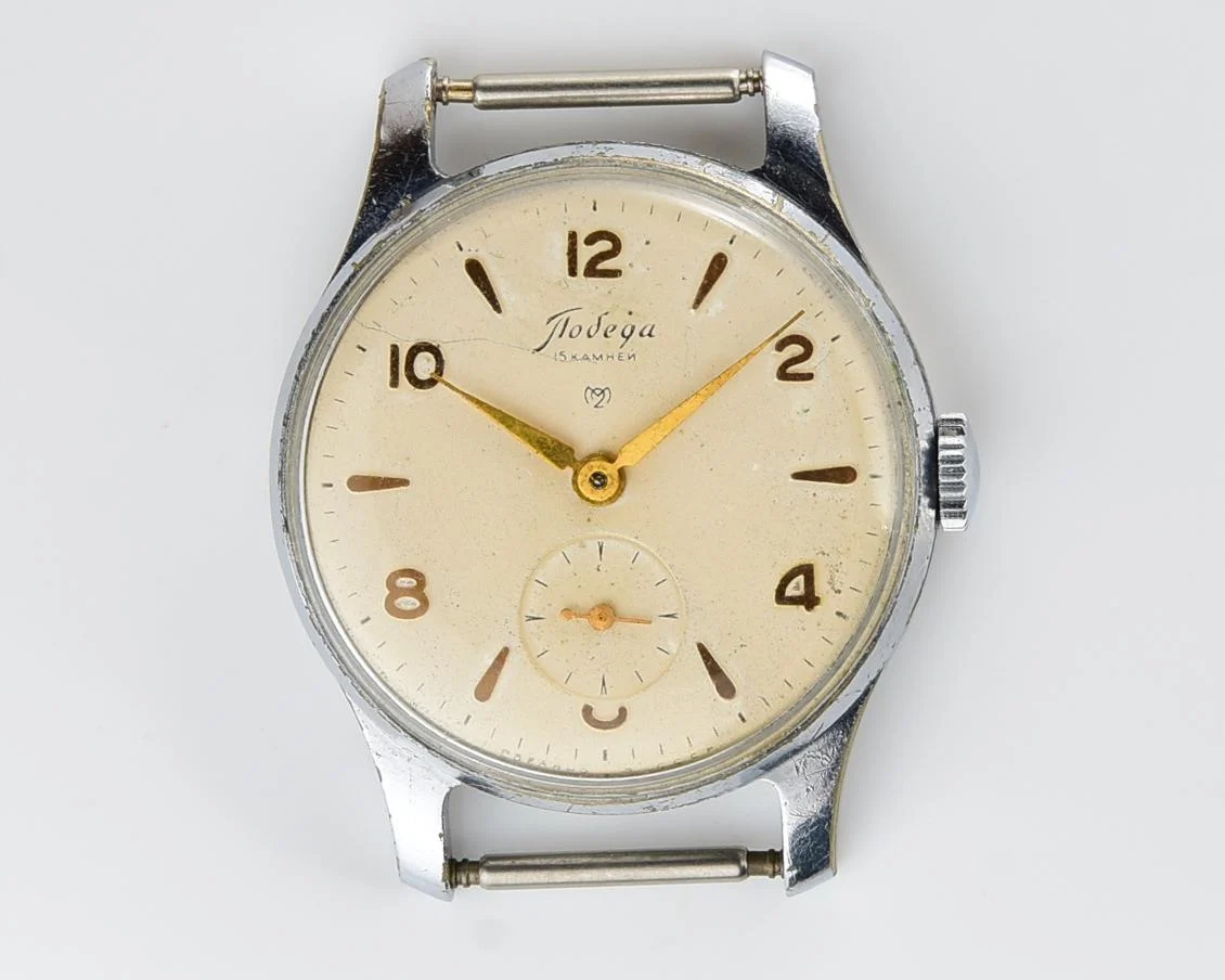 Vintage Soviet mechanical Pobeda wrist watch, 2MChZ from 4th quarter of 1956