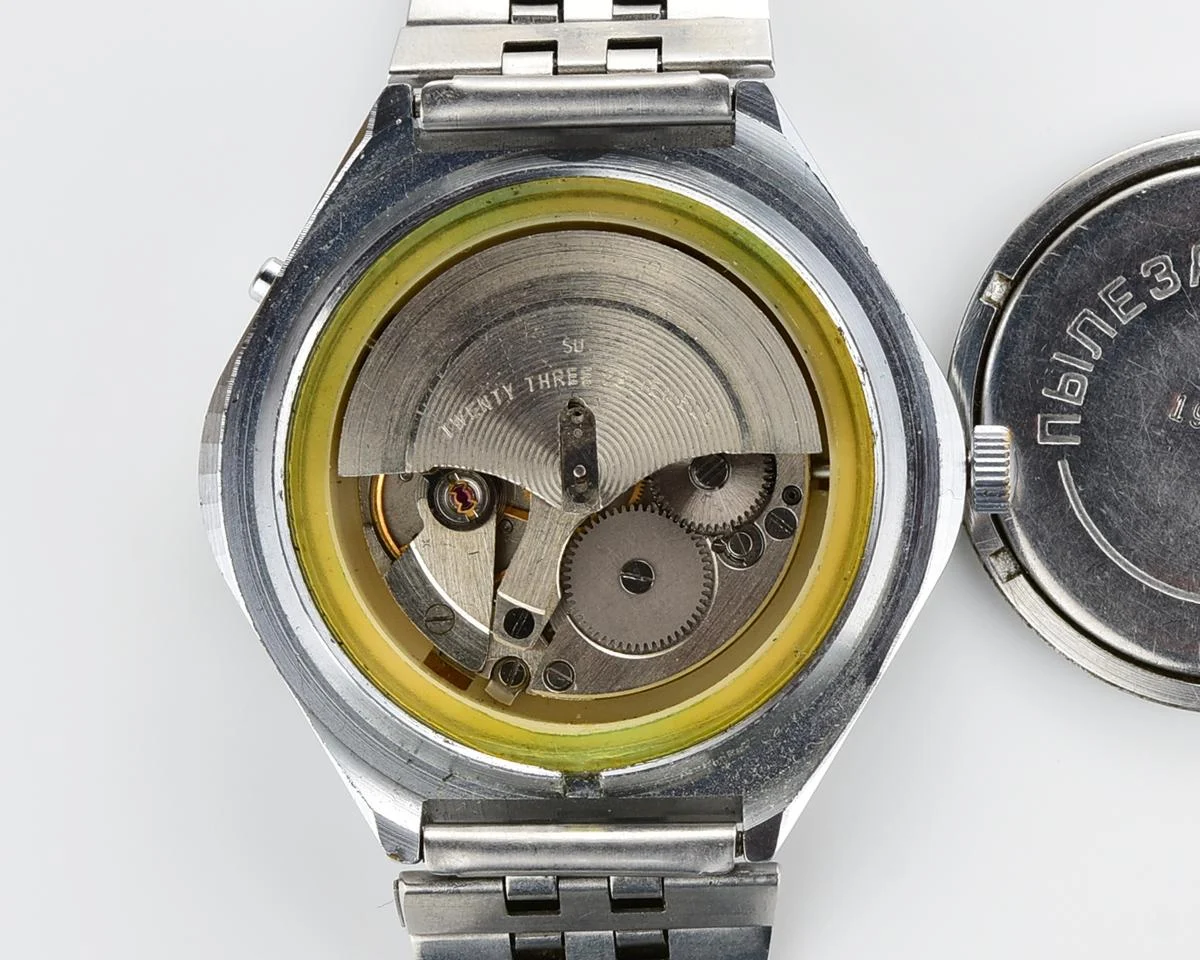 Chaika "Stadium" Soviet mechanical watch with automatic self winding movement