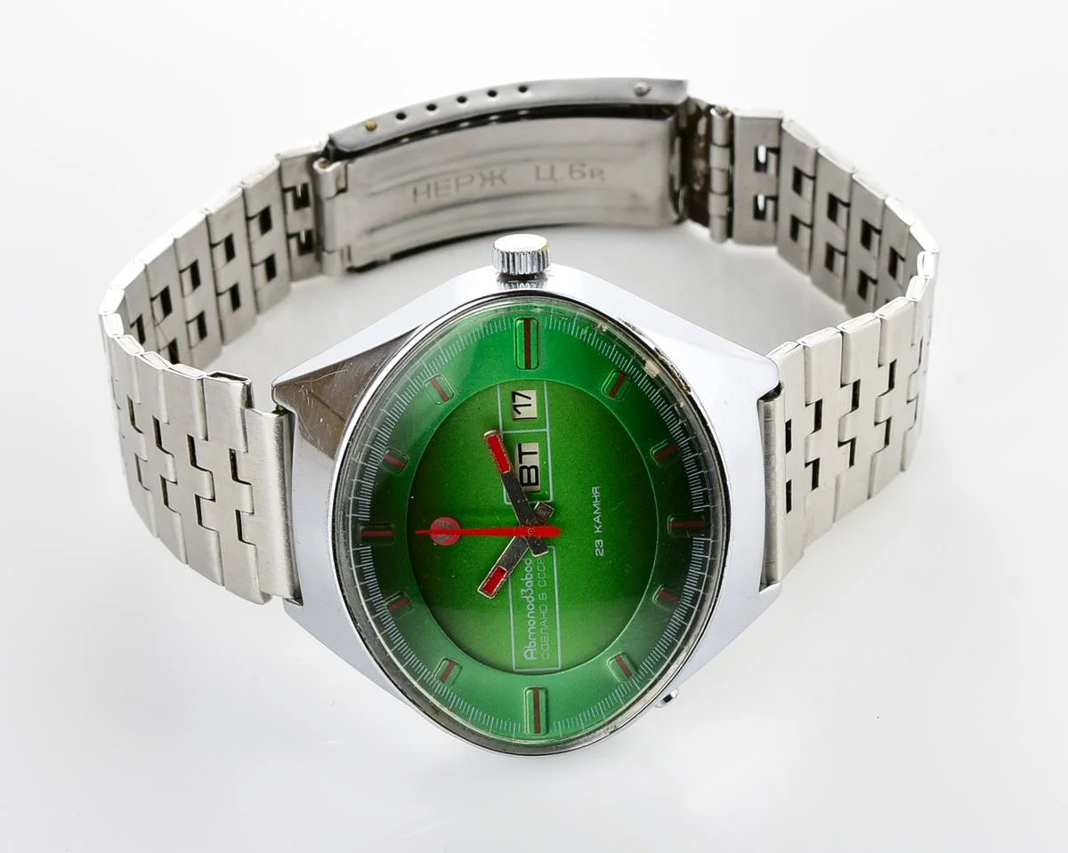 Chaika "Stadium" Soviet mechanical watch with automatic self winding movement