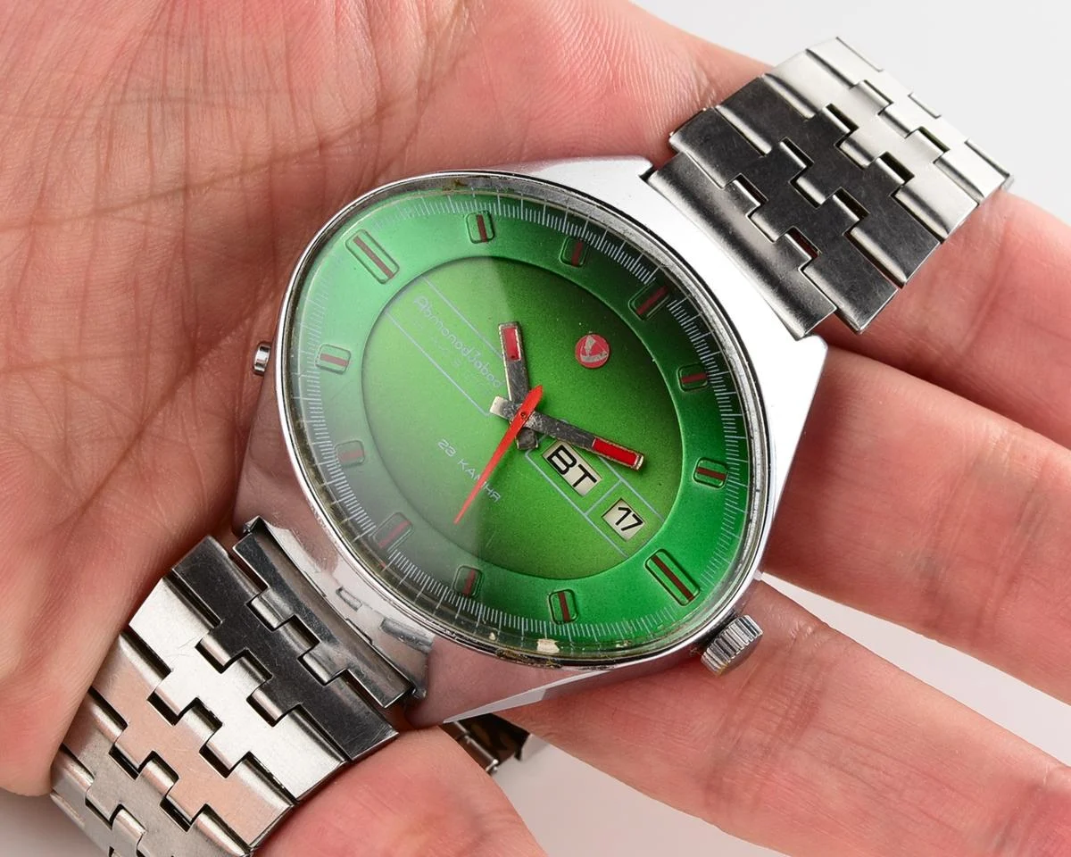 Chaika "Stadium" Soviet mechanical watch with automatic self winding movement
