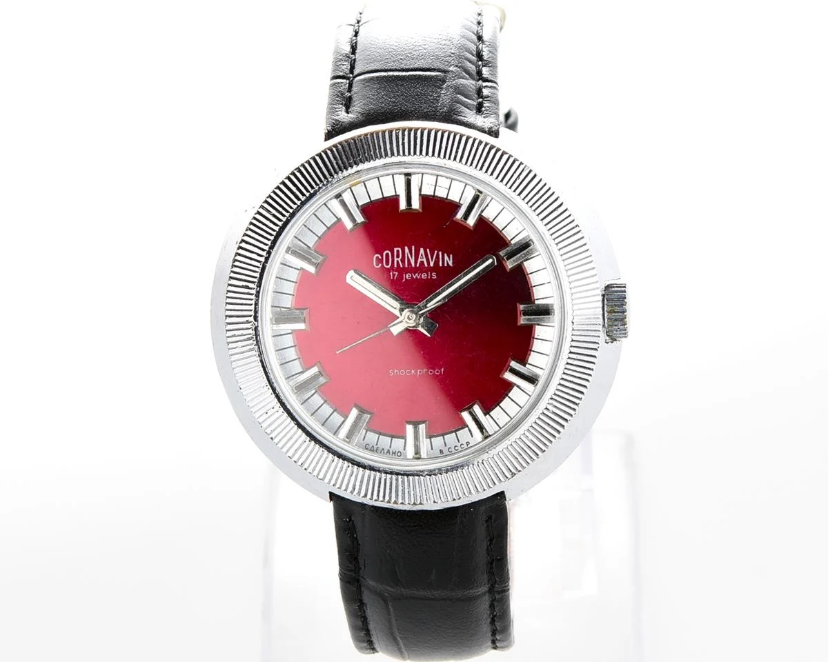 Vintage mechanical Cornavin-Raketa wrist watch