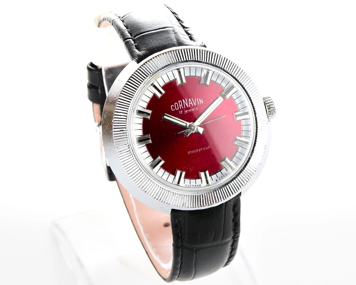 Vintage mechanical Cornavin-Raketa wrist watch
