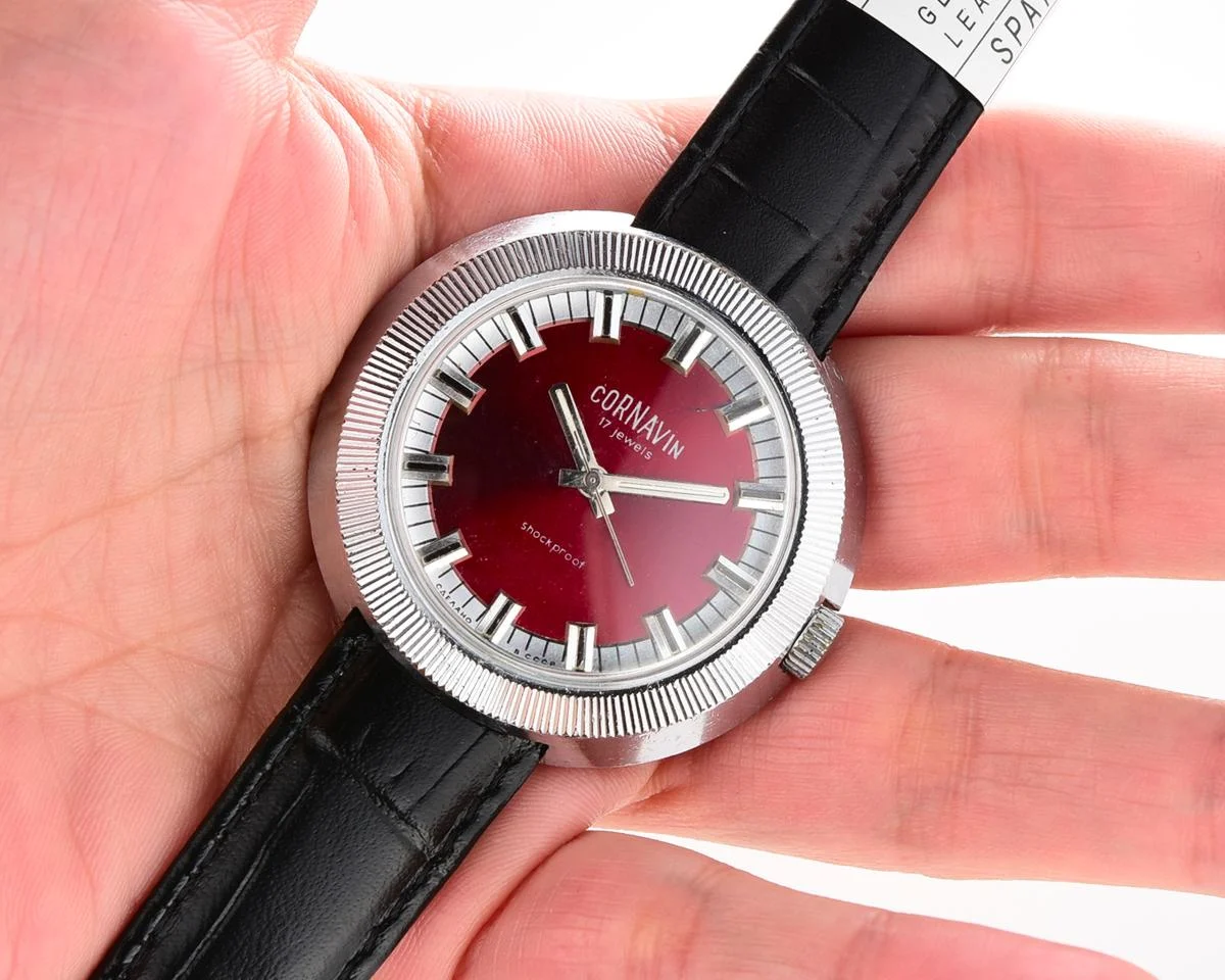 Vintage mechanical Cornavin-Raketa wrist watch