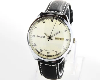 Soviet Raketa perpetual calendar mechanical watch