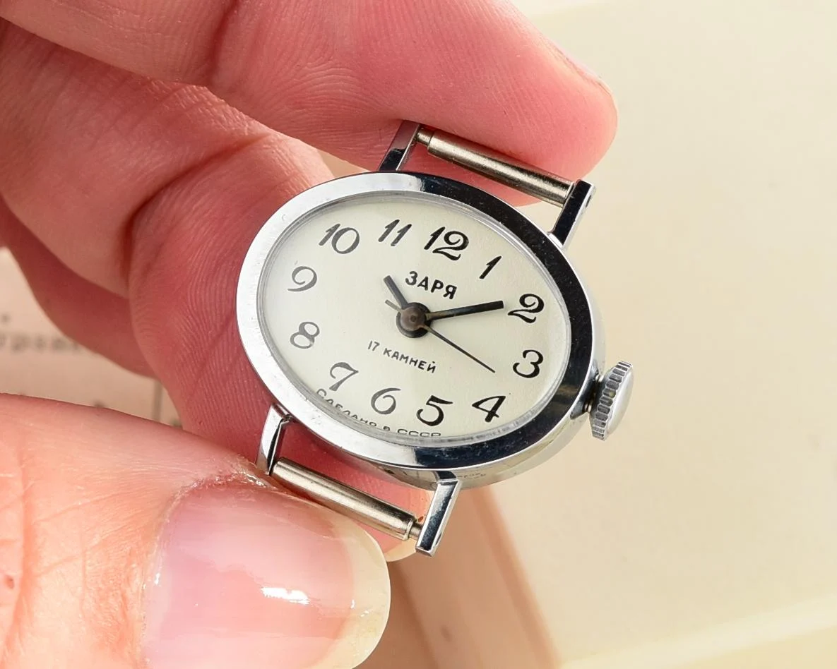 TIME CAPSULE: Zaria vintage wrist watch for ladies – New Old Stock (NOS)!