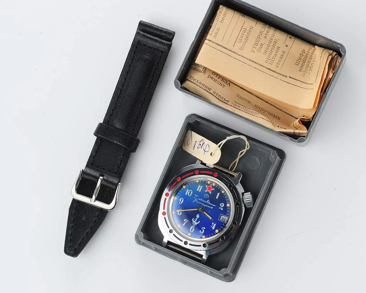 TIME CAPSULE: Vostok Komandirskie Submarine – mechanical watch – New Old Stock (NOS)!