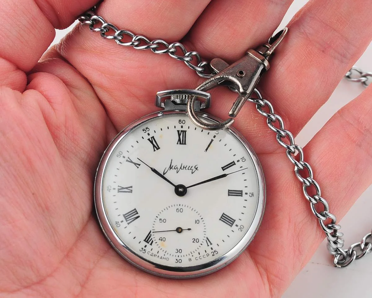 Molnija open face vintage Soviet pocket watch - 50 years of USSR!