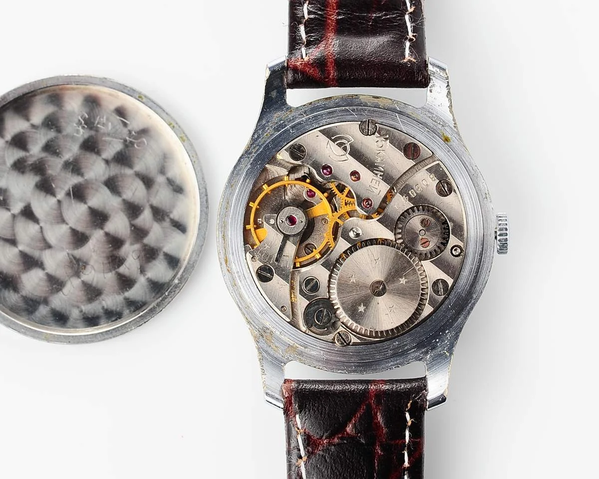 Vintage Soviet mechanical Pobeda wrist watch from 2nd Moskow watch factory