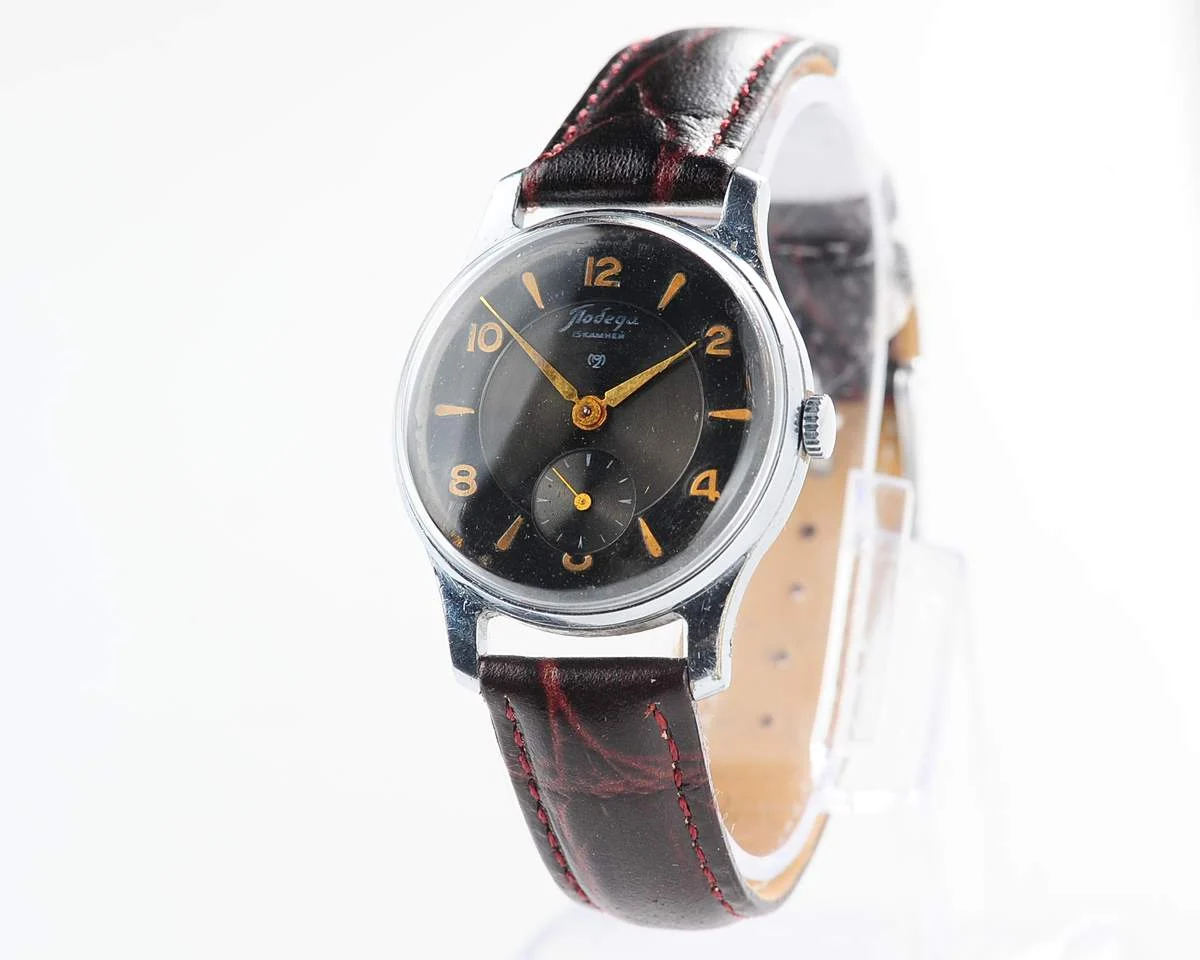 Vintage Soviet mechanical Pobeda wrist watch from 2nd Moskow watch factory