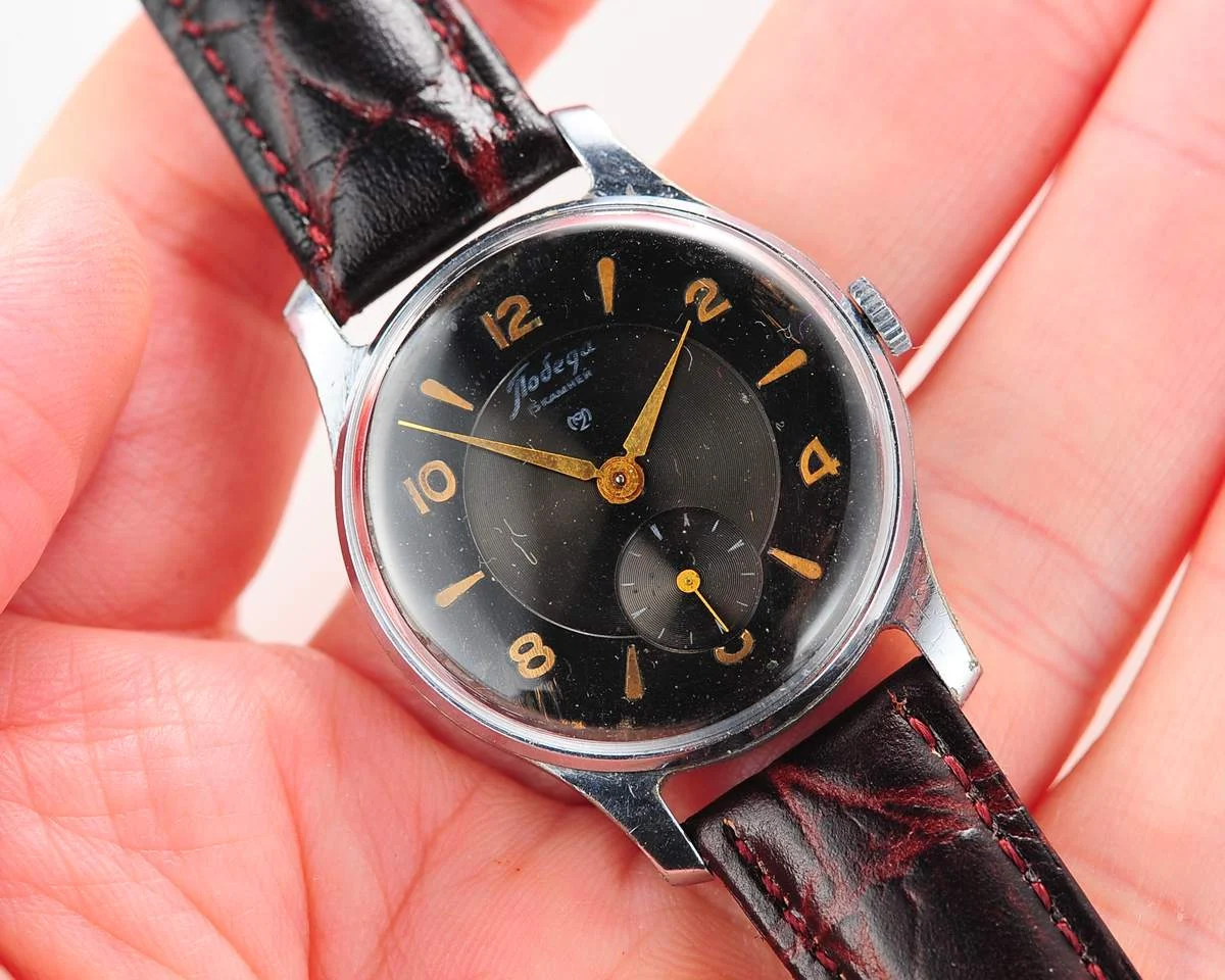 watch Pobeda 2MChZ black 8609-0025