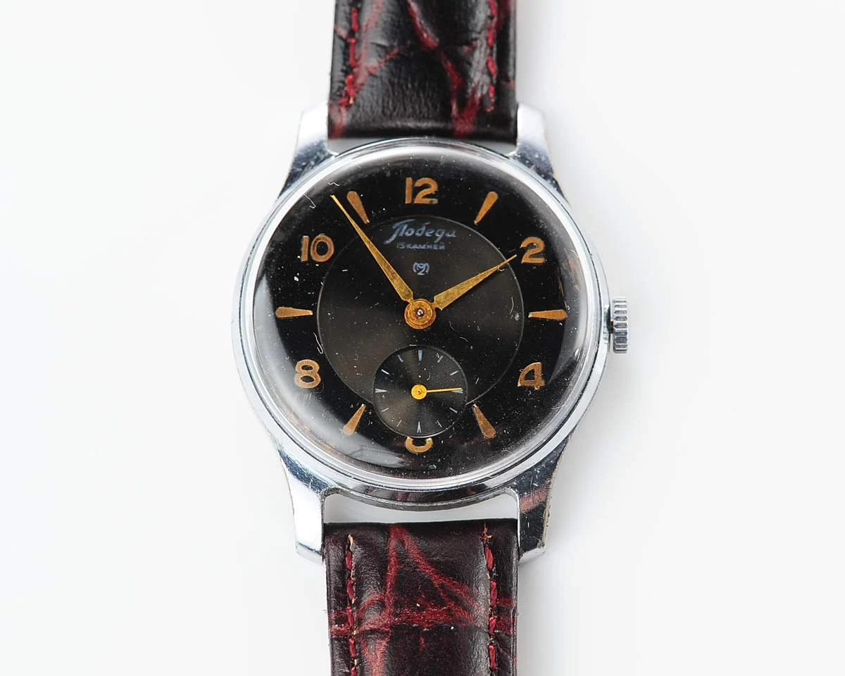 watch Pobeda 2MChZ black 8609-0028