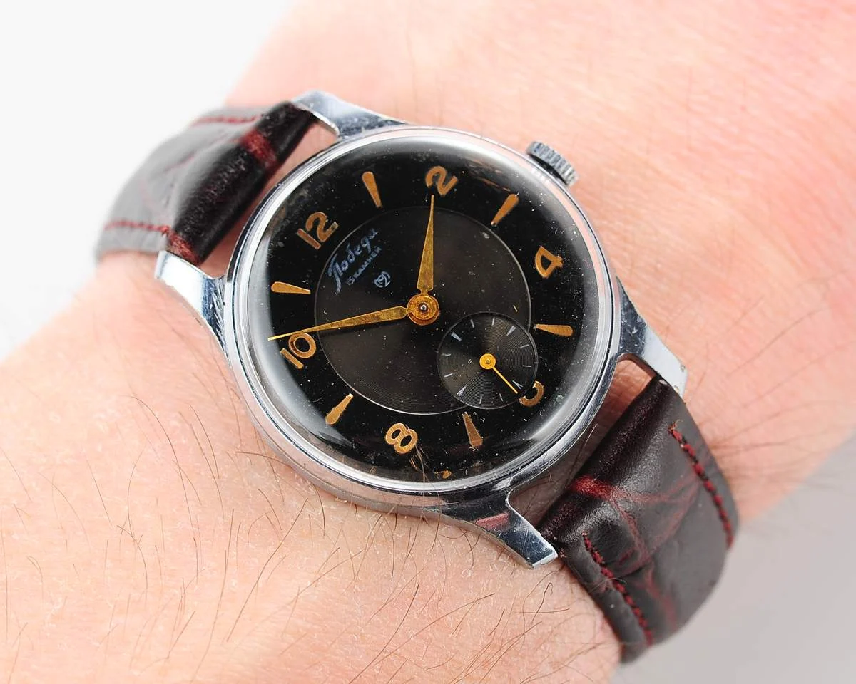 watch Pobeda 2MChZ black 8609-0032