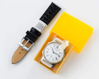 Soviet mechanical Pobeda watch in box – New Old Stock (NOS)!