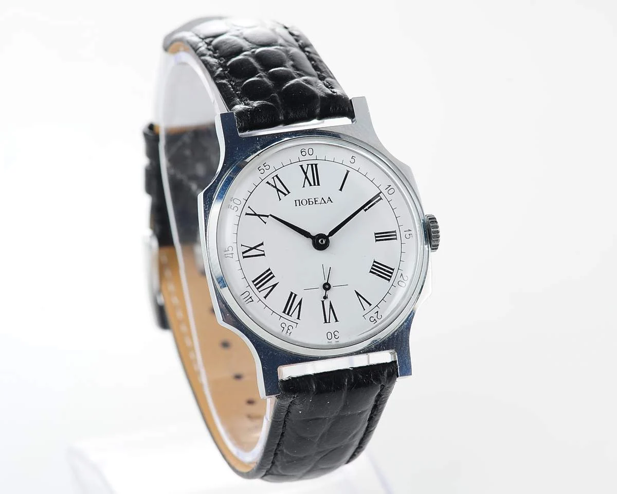 Soviet mechanical Pobeda watch in box – New Old Stock (NOS)!
