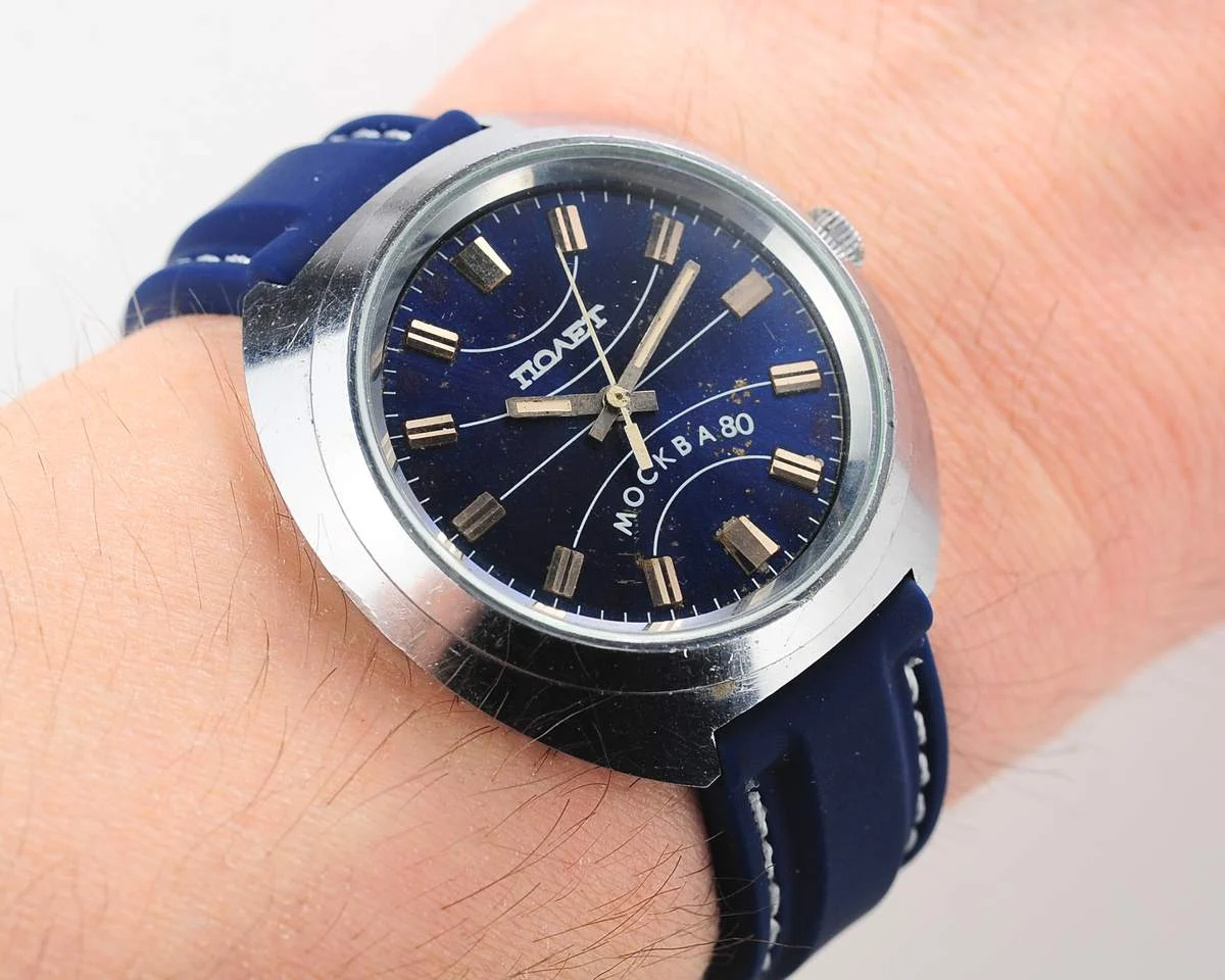 Soviet vintage Poljot Moskva 80 mechanical watch - Olympic 1980 edition!