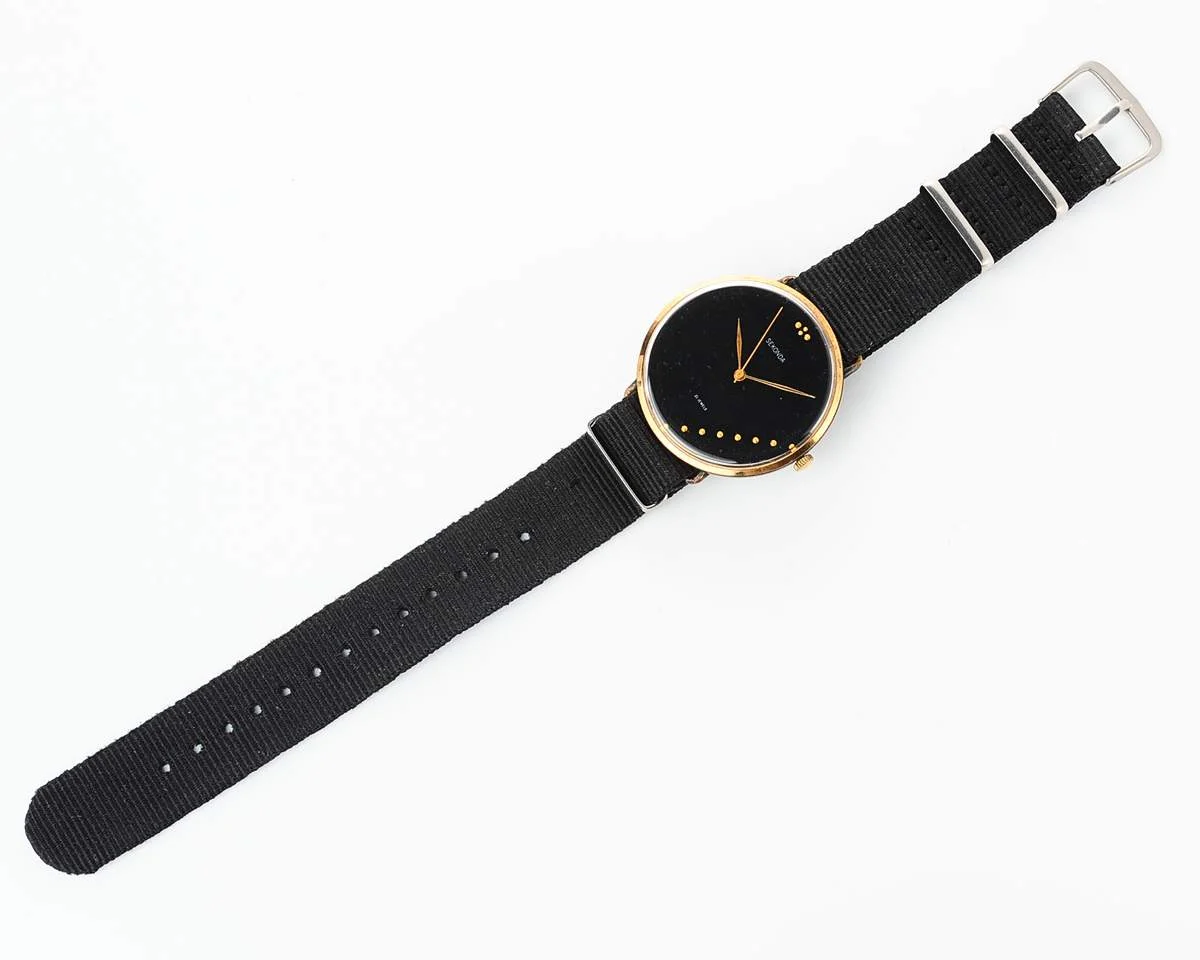 Large Soviet Sekonda (Zarya) mechanical wrist watch