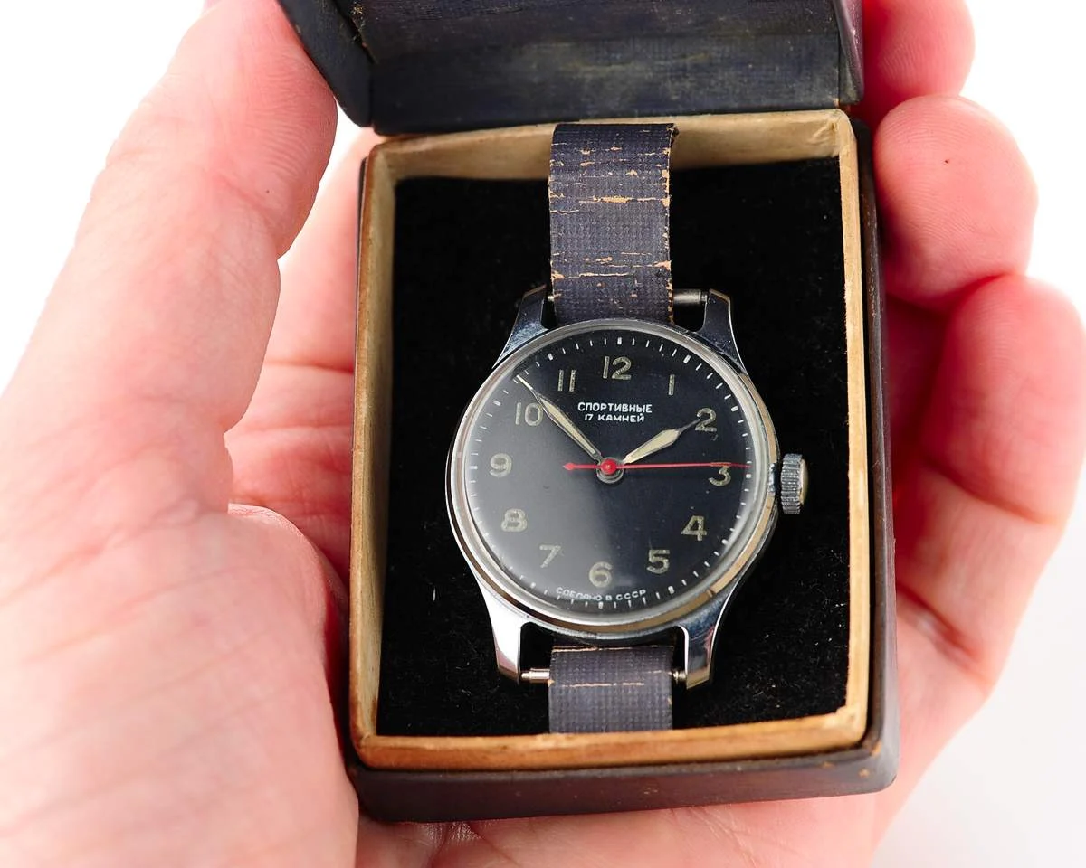 Excellent condition vintage Soviet Sportivnie mechanical watch