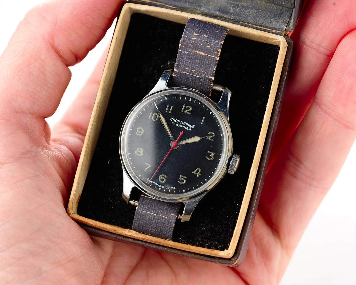Excellent condition vintage Soviet Sportivnie mechanical watch