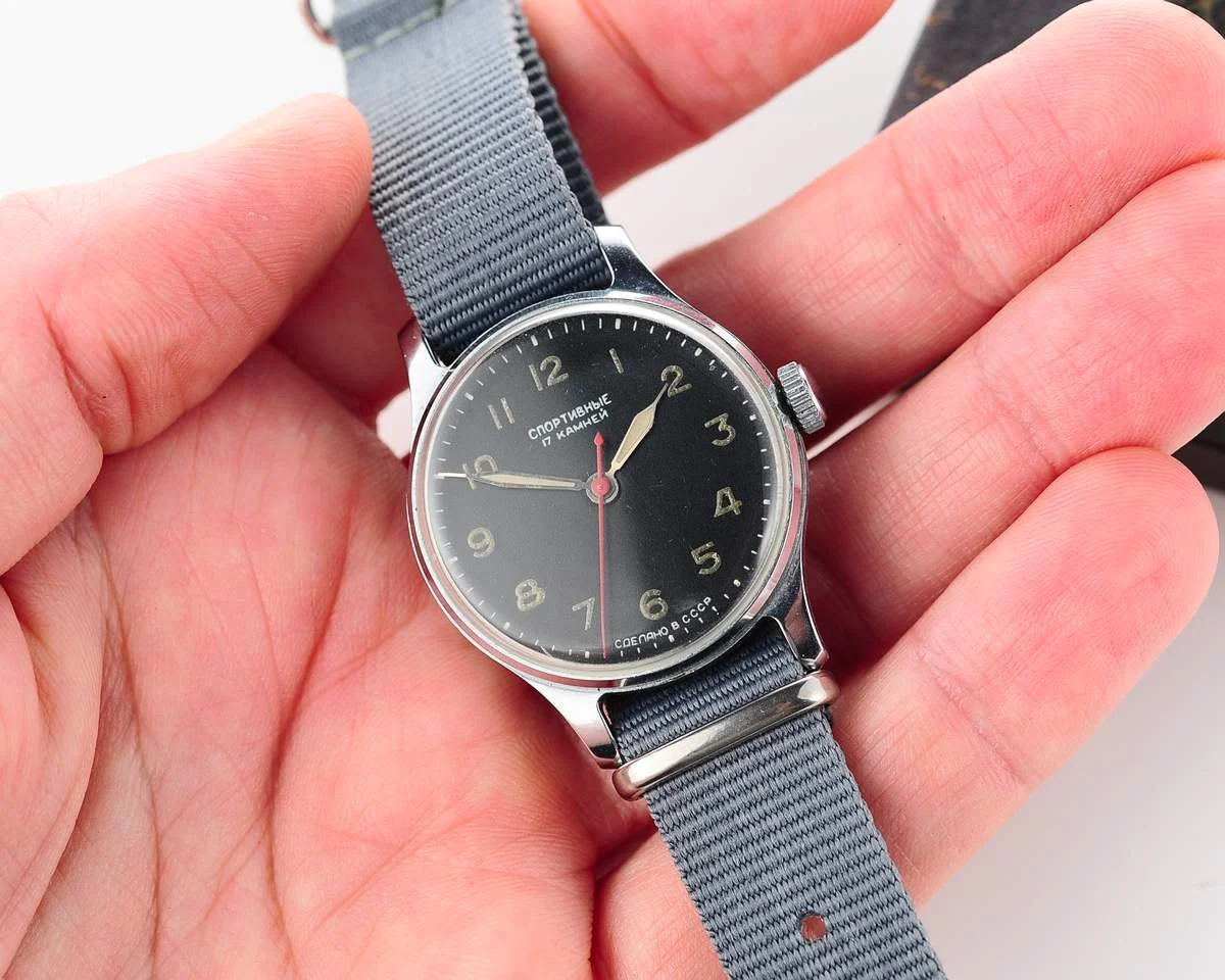 Excellent condition vintage Soviet Sportivnie mechanical watch