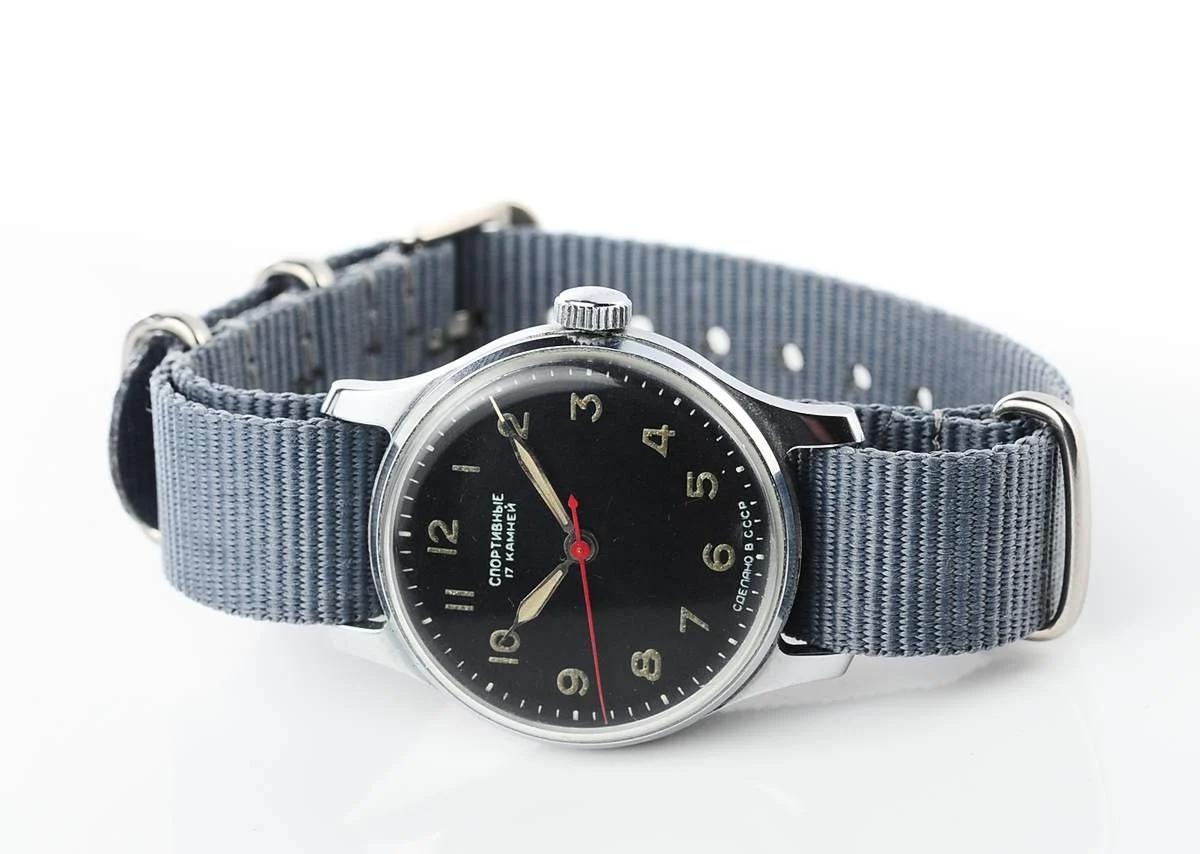 Excellent condition vintage Soviet Sportivnie mechanical watch