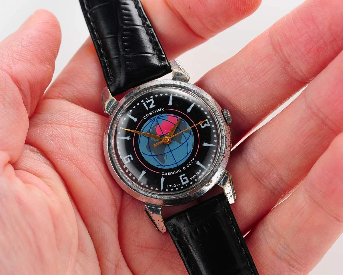 Sputnik mechanical watch