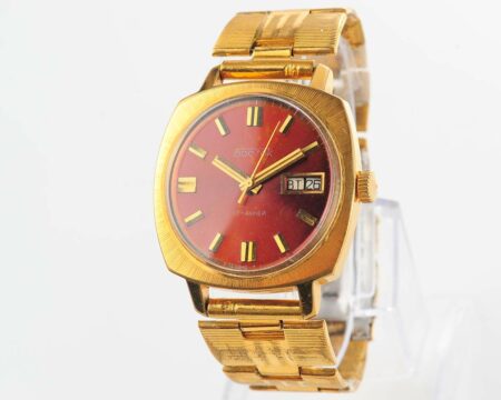 RARE: gold-plated Vostok 2428 mechanical wrist watch with double calendar!