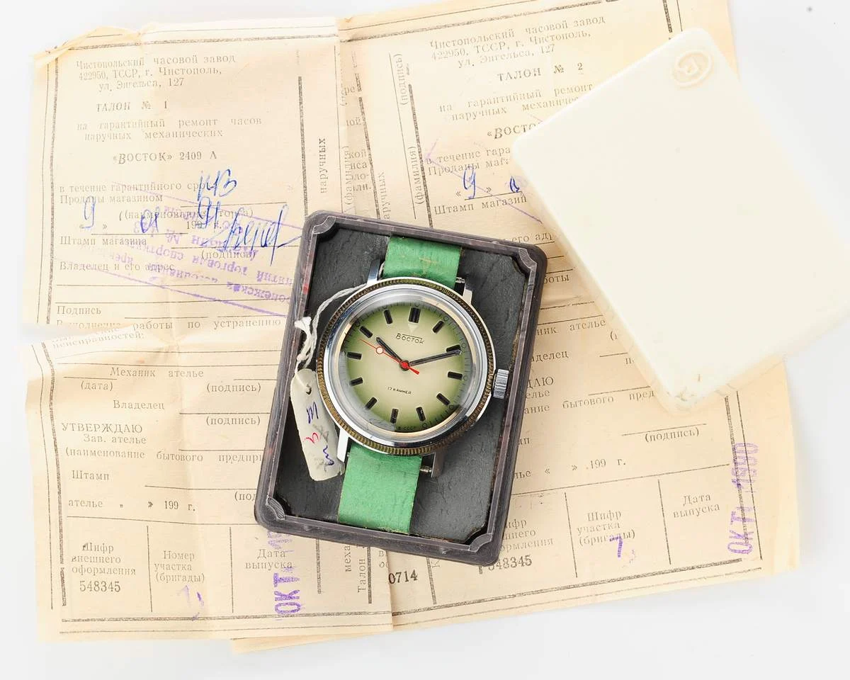 TIME CAPSULE: Vostok mechanical watch – New Old Stock (NOS)!
