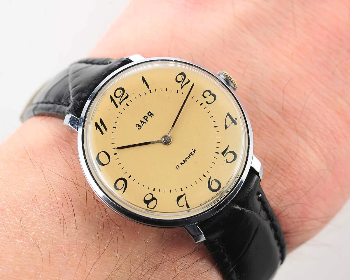 watch Zarya slim cream dial 7283-0065
