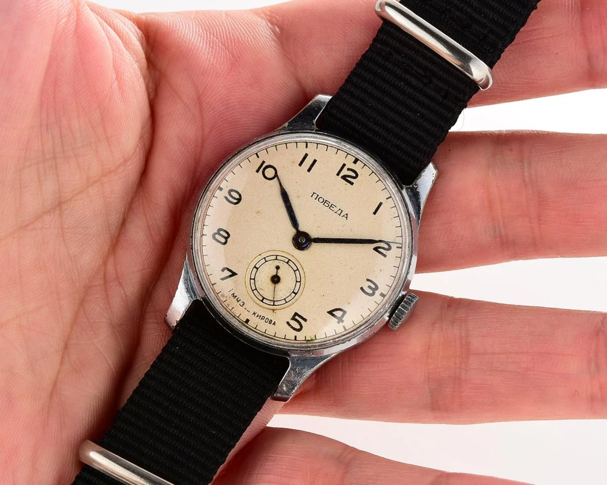 Vintage Soviet mechanical Pobeda wrist watch, 4th quarter 1953