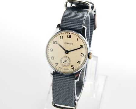 Excellent condition vintage soviet mechanical POBEDA wrist watch, 2nd quarter 1954
