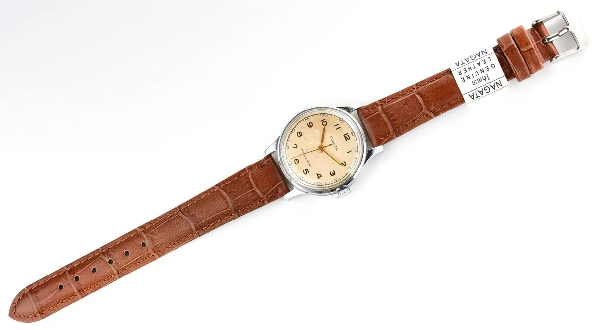 Vintage Pobeda watch with central seconds hand, from 1950s
