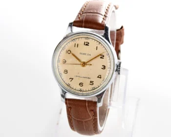 Vintage Pobeda watch with central seconds hand, from 1950s