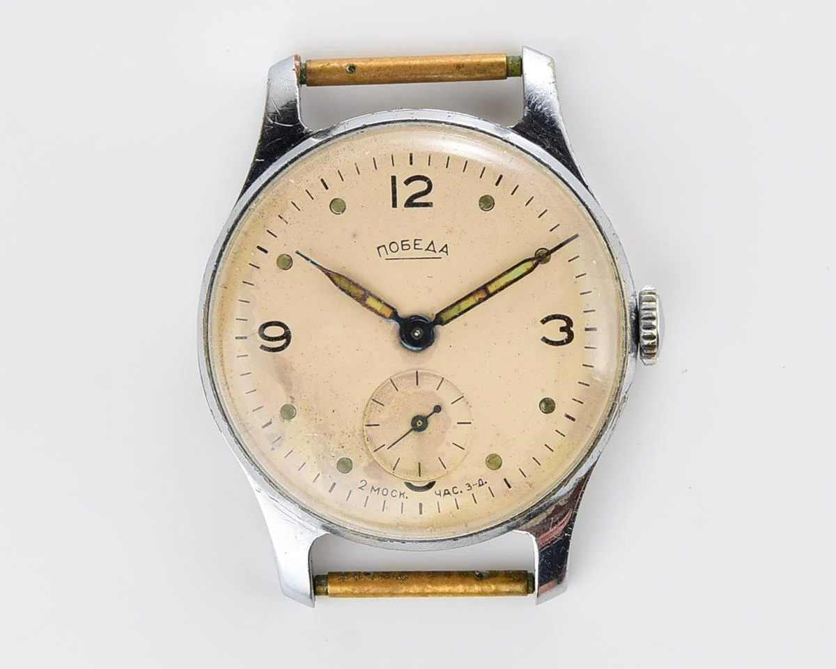 Vintage Soviet mechanical Pobeda wrist watch, 3rd quarter 1955
